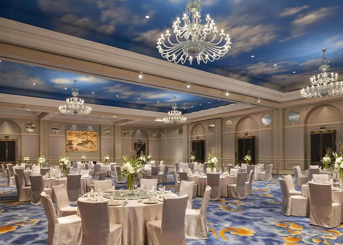 The Azure Qiantang, A Luxury Collection Hotel, Hangzhou